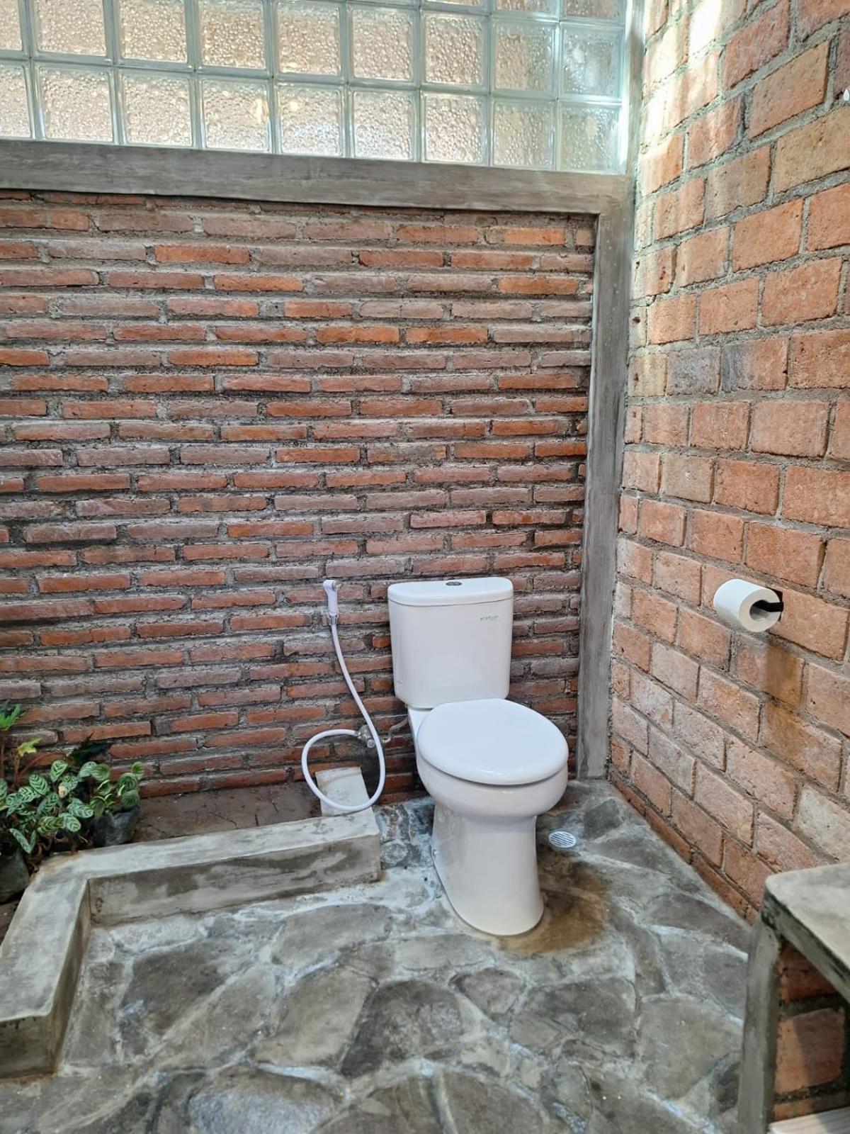 Inn House Homestay Dadapan المظهر الخارجي الصورة