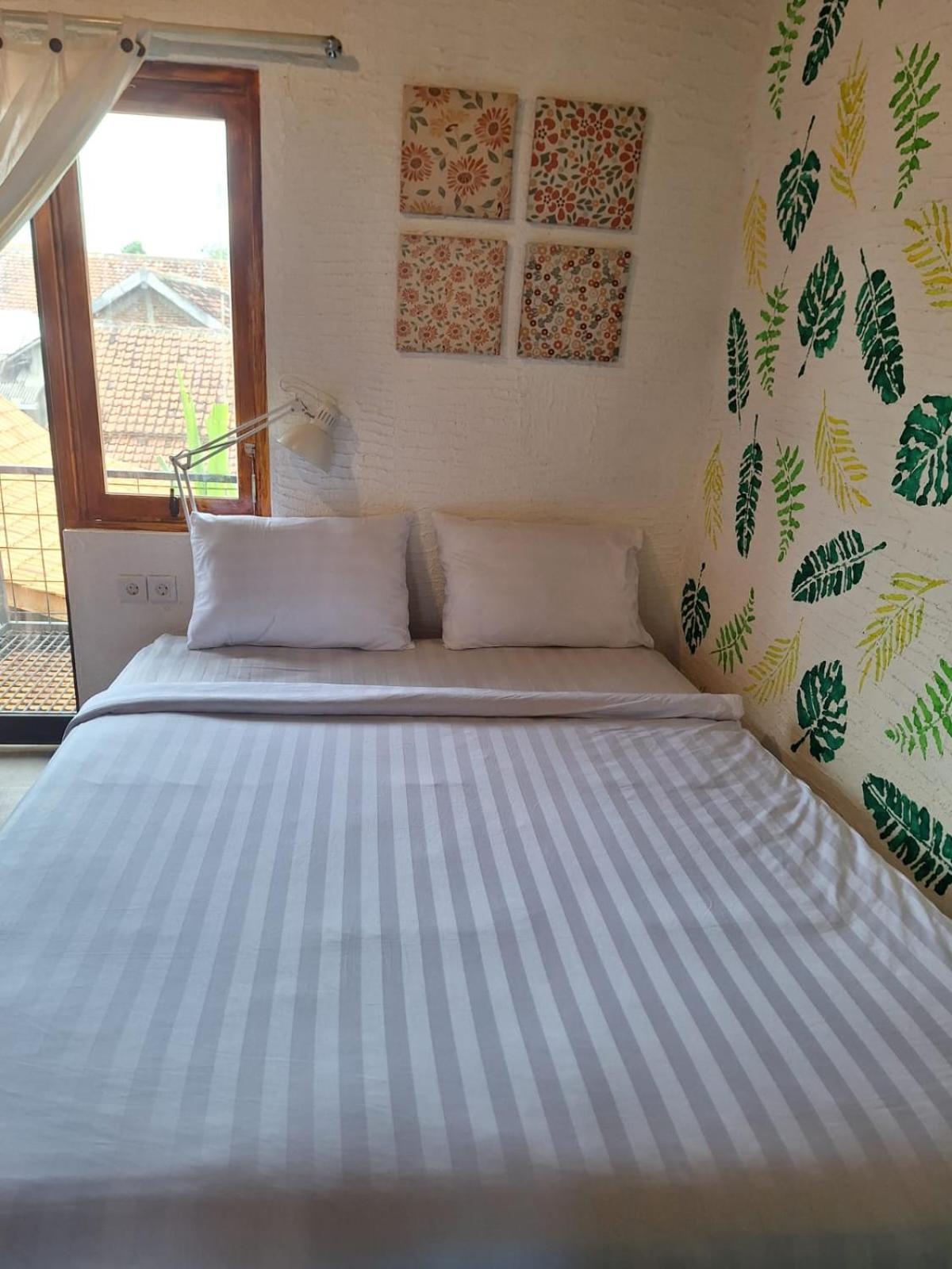 Inn House Homestay Dadapan المظهر الخارجي الصورة